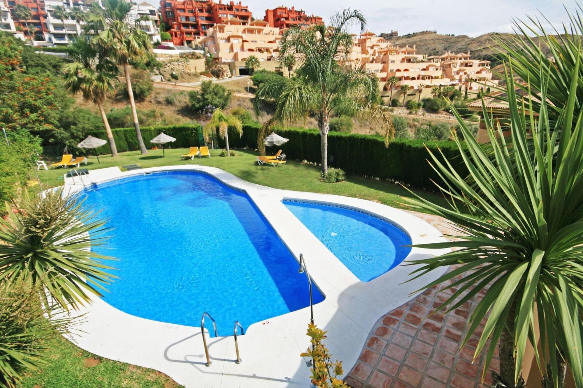 3 Bedroom Penthouse Apartment In Calahonda Mijas Exterior foto