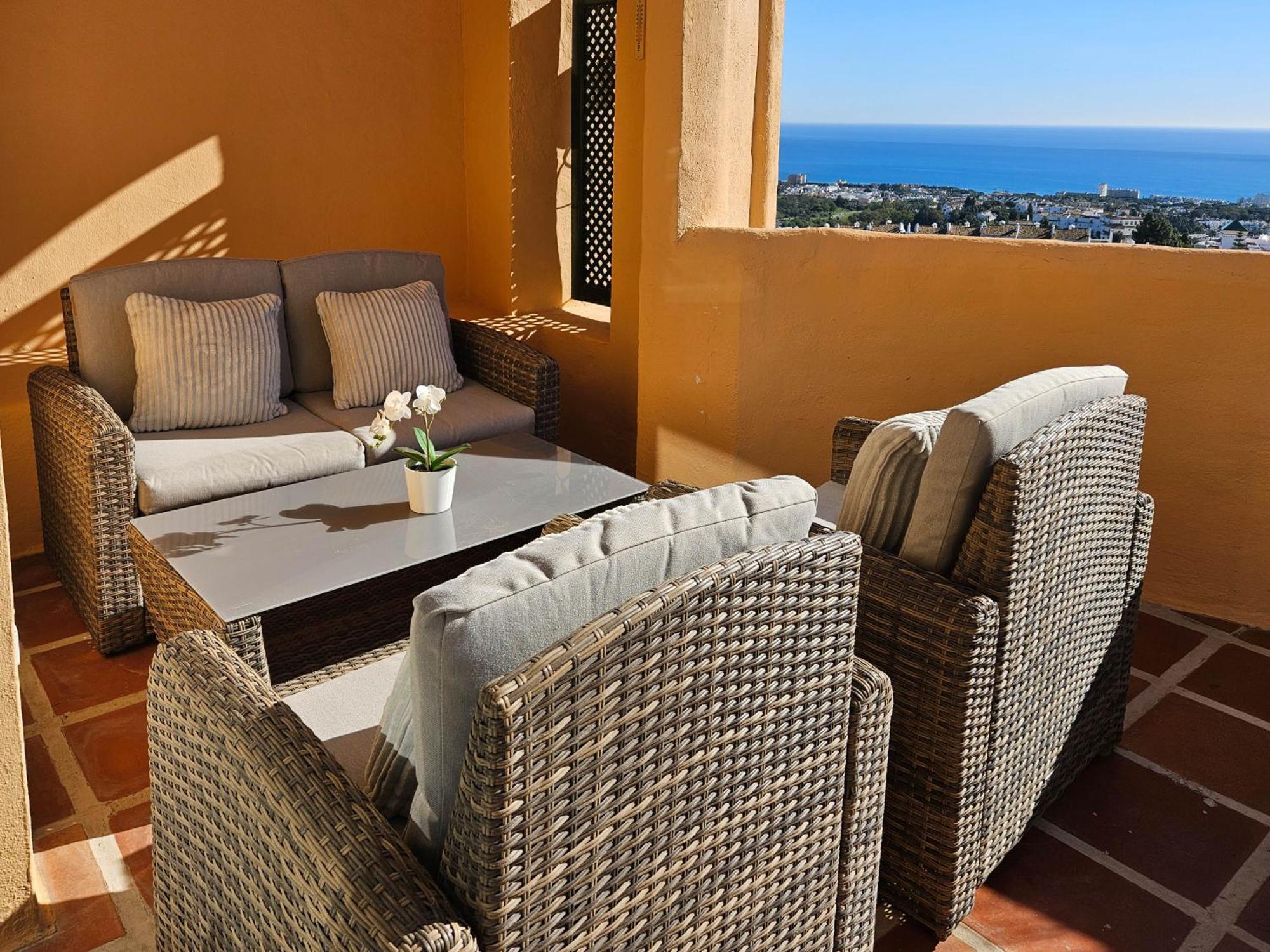 3 Bedroom Penthouse Apartment In Calahonda Mijas Exterior foto